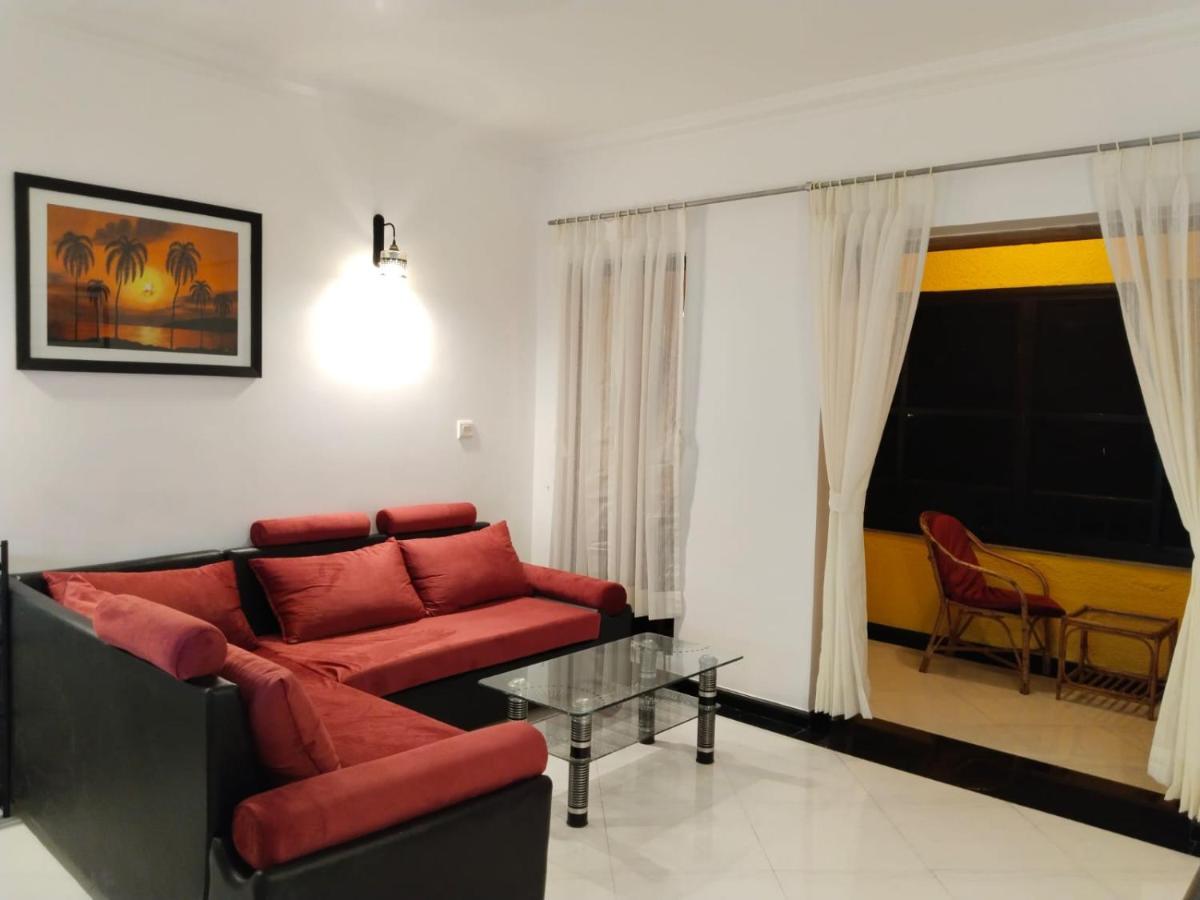 Riviera Palms 1 Luxury 1 Bhk Apartment With Swimmimg Pool View- Arpora - Near Baga Beach オールド･ゴア エクステリア 写真