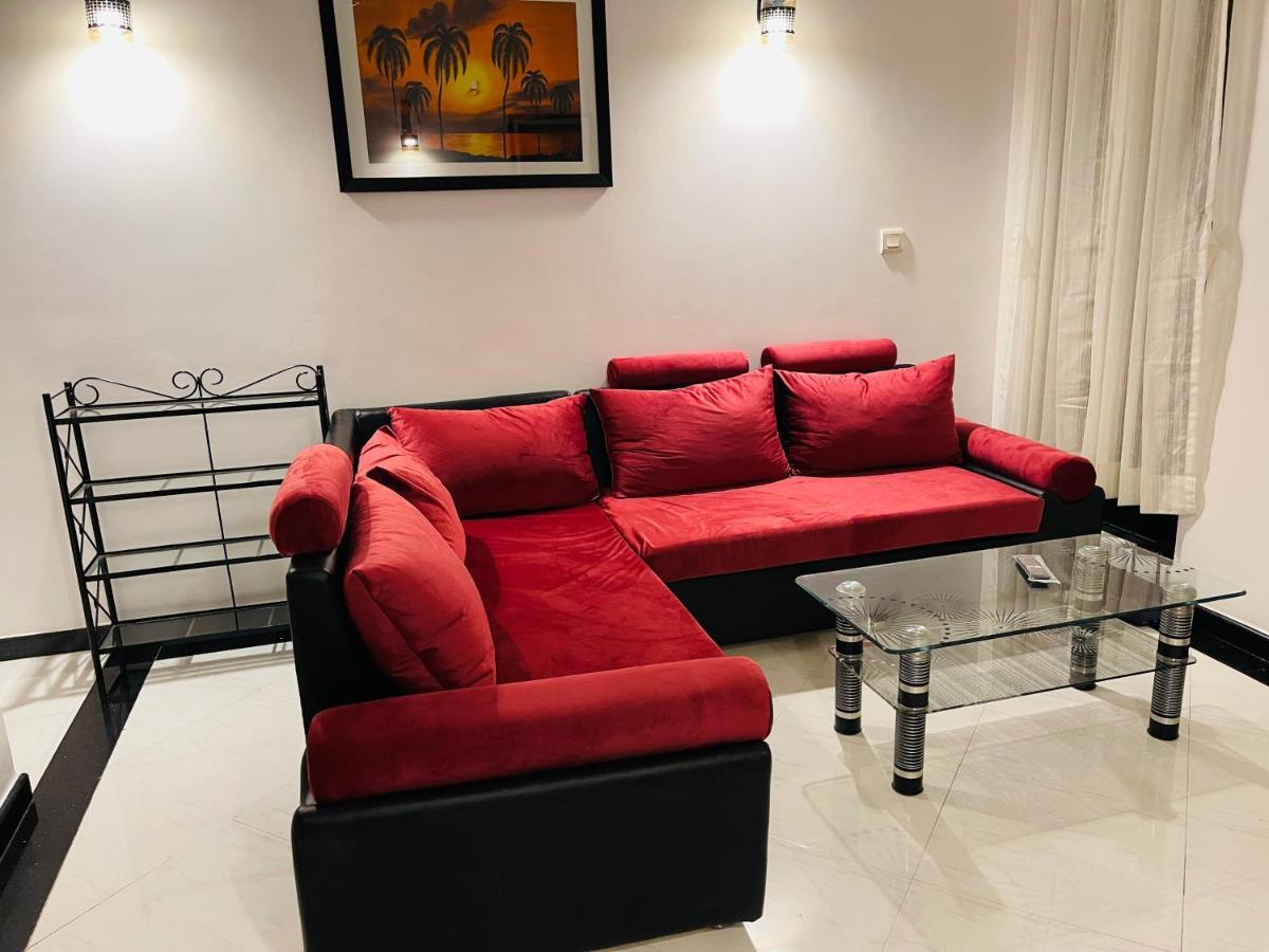 Riviera Palms 1 Luxury 1 Bhk Apartment With Swimmimg Pool View- Arpora - Near Baga Beach オールド･ゴア エクステリア 写真