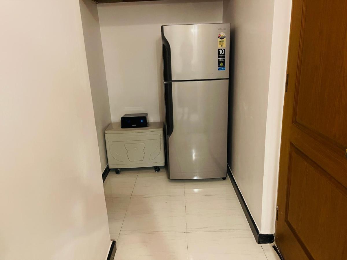 Riviera Palms 1 Luxury 1 Bhk Apartment With Swimmimg Pool View- Arpora - Near Baga Beach オールド･ゴア エクステリア 写真